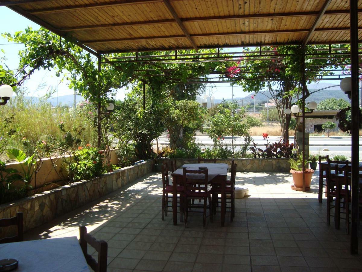 Athina Hotell Rethymno Eksteriør bilde